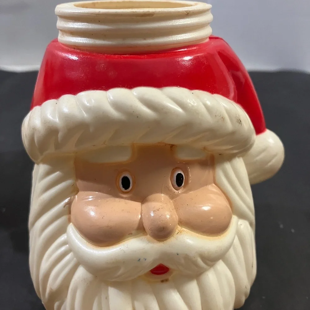 Unique Vintage this cute